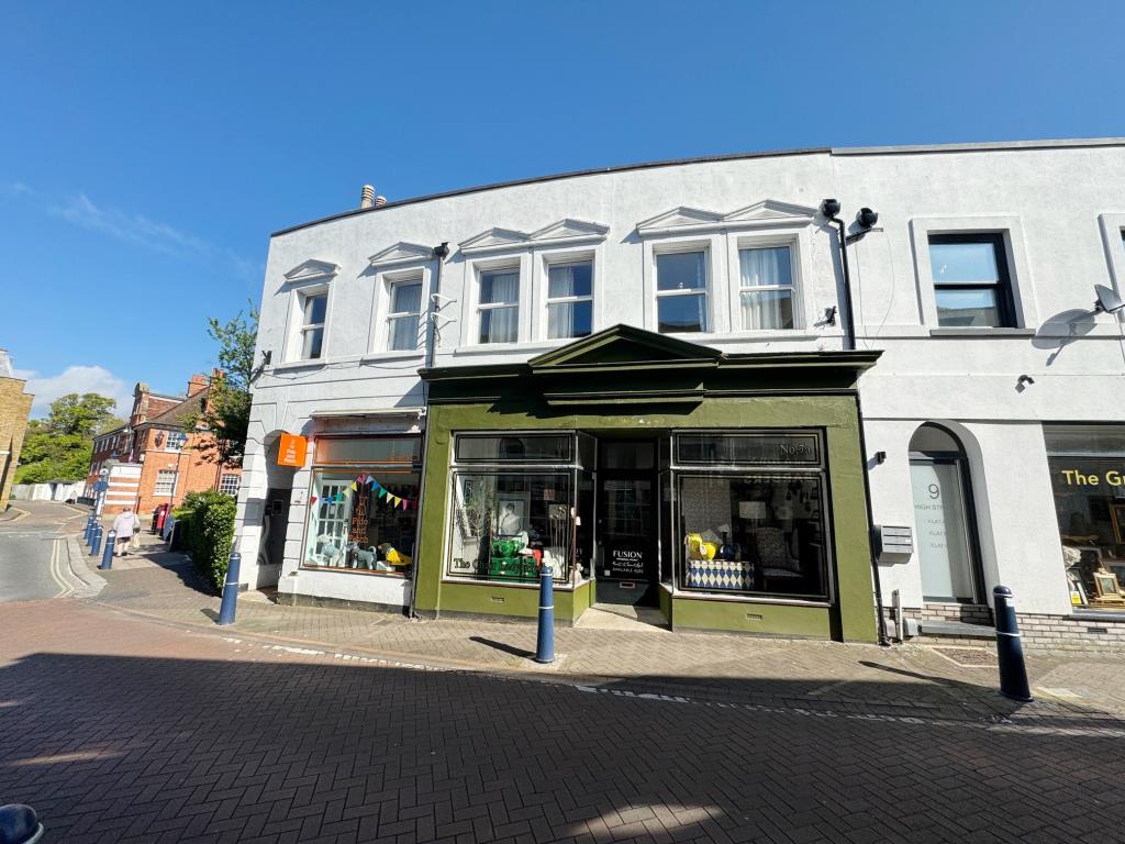 Lot: 165 - FREEHOLD HIGH STREET INVESTMENT - General view of property
